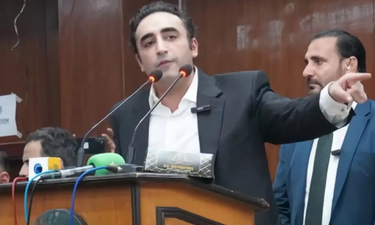 🇵🇰 PML-N Approaches PPP for Backing on 27th Constitutional Amendment: Bilawal Reveals Major Legislative Push